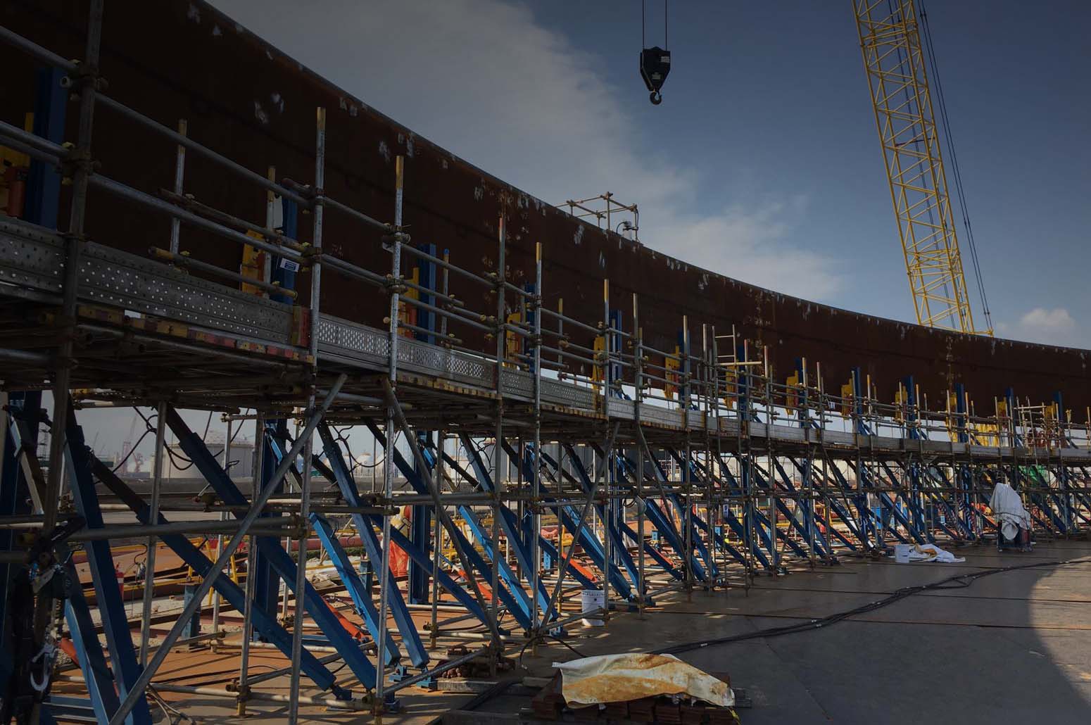 Jacking-up of large diameter API-650 storage tanks, Elevación de tanques de almacenamiento API 650 de gran diámetro mediante gatos hidráulicos