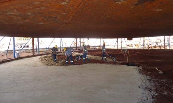 Tank maintenance jacks; API tank foundation repair using hydraulic jacks